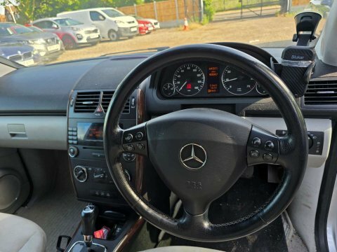 Mercedes-Benz A Class 2.0 A200 Cdi Gold #24