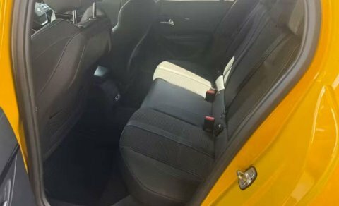 Peugeot e-208 50Kwh Gt Hatchback Yellow #6