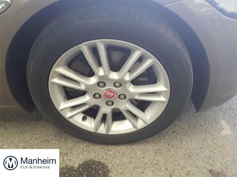 Jaguar XE 2.0 Gtdi Prestige Brown #3