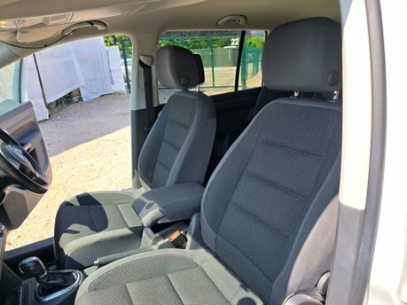 Volkswagen Touran Mpv Silver #79
