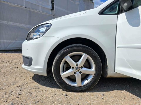 Volkswagen Touran Mpv Silver #20