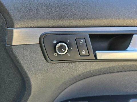 Volkswagen Touran Mpv Silver #41