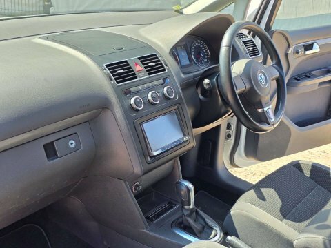 Volkswagen Touran Mpv Silver #39