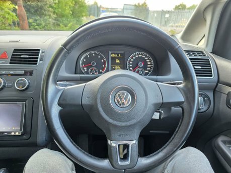 Volkswagen Touran Mpv Silver #52