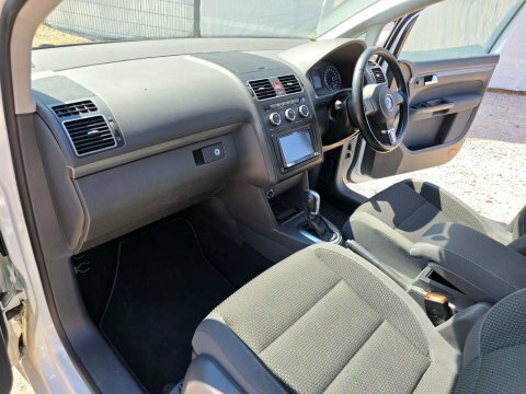 Volkswagen Touran Mpv Silver #34