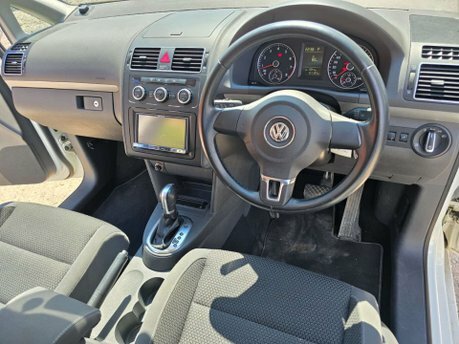 Volkswagen Touran Mpv Silver #72