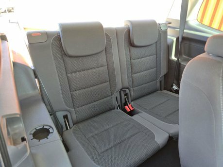 Volkswagen Touran Mpv Silver #76