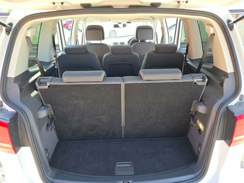 Volkswagen Touran Mpv Silver #8