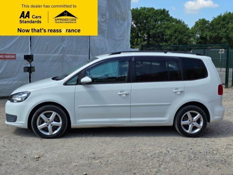 Volkswagen Touran 1.4 Tsi Bluemotion White #4