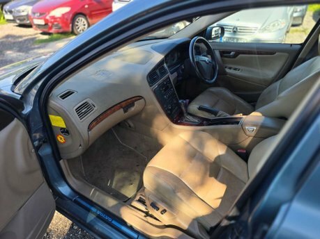 Volvo S60 Green #35