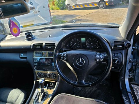 Mercedes-Benz C Class Saloon 1.8 C180 Kompressor Avantgarde Se 2006 Blue #10