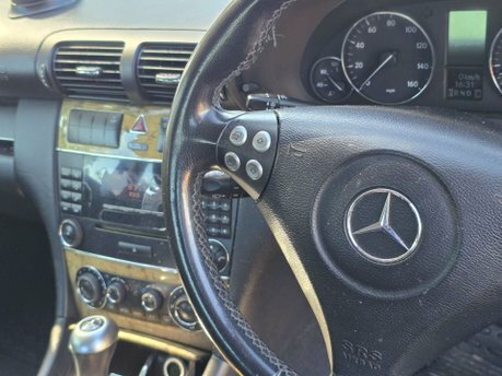 Mercedes-Benz C Class Saloon 1.8 C180 Kompressor Avantgarde Se 2006 Blue #40
