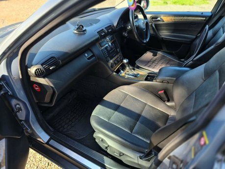 Mercedes-Benz C Class Saloon 1.8 C180 Kompressor Avantgarde Se 2006 Blue #47