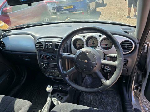 Chrysler Pt Cruiser Pt Cruiser Touring Black #19