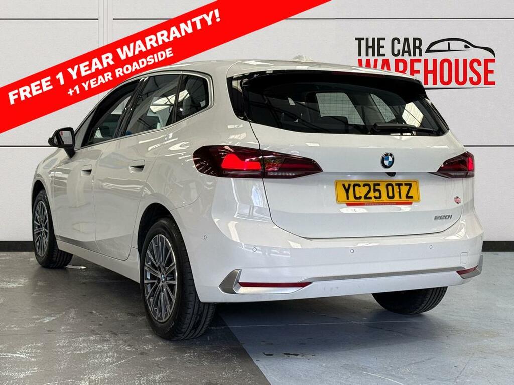 BMW 2 Series 220I Mht Luxury Dct YC25OTZ White #2