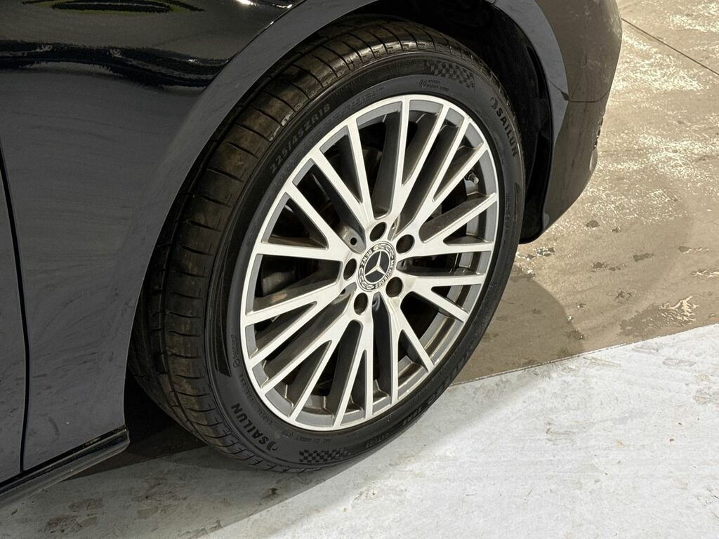 Mercedes-Benz CLA Class Cla 200 Sport Executive Tip KN25LDJ Black #4