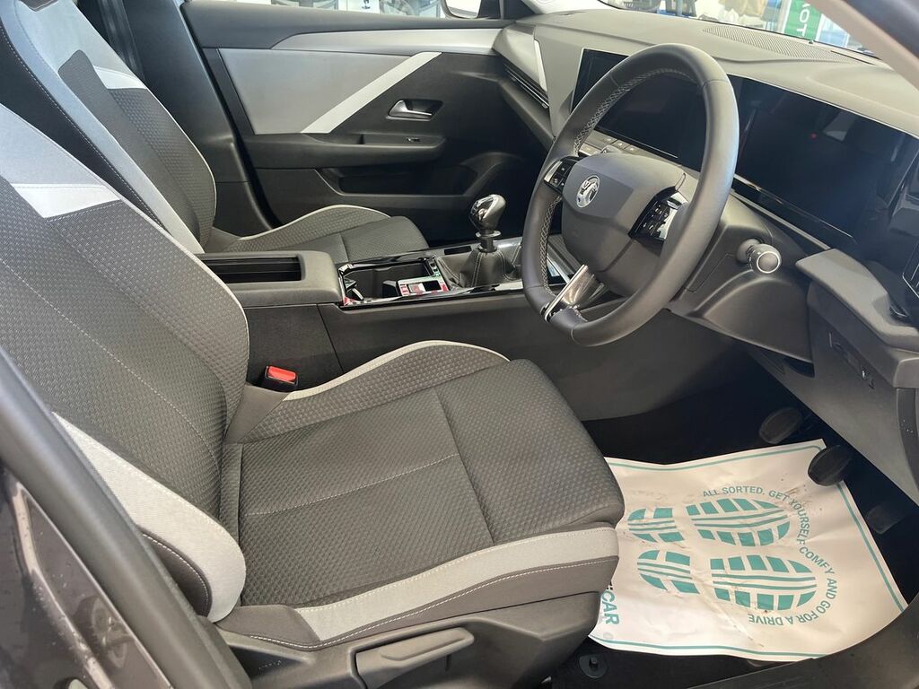Vauxhall Astra 1.2 Turbo 130 Design CE23XDZ Grey #3