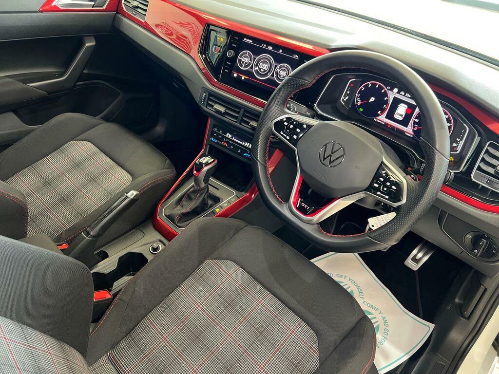 Volkswagen Polo 2.0 Tsi Gti Dsg CV72VRX White #3