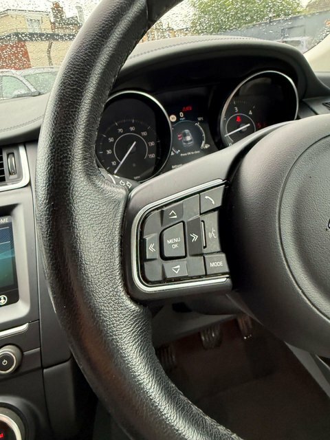 Jaguar E-Pace 2.0D R-dynamic 2Wd Black #62