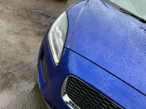 Jaguar E-Pace 2.0D R-dynamic 2Wd Black #77
