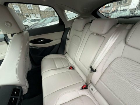 Jaguar E-Pace 2.0D R-dynamic 2Wd Black #21