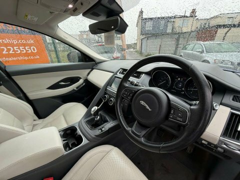 Jaguar E-Pace 2.0D R-dynamic 2Wd Black #6