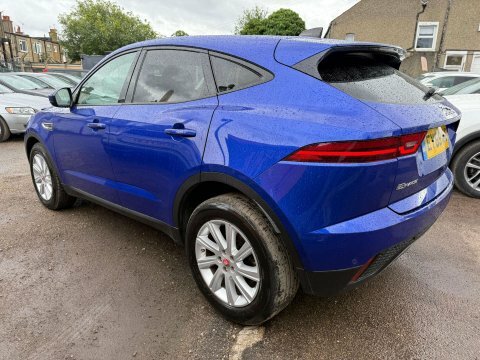 Jaguar E-Pace 2.0D R-dynamic 2Wd Black #68