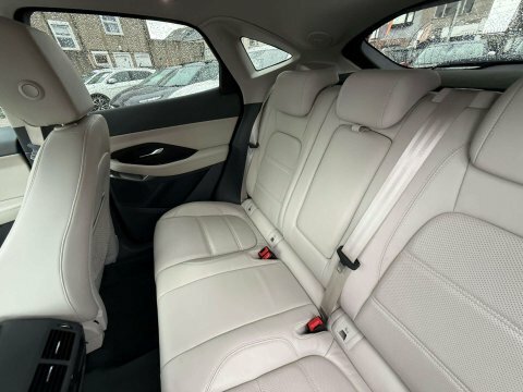 Jaguar E-Pace 2.0D R-dynamic 2Wd Black #60