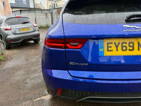 Jaguar E-Pace 2.0D R-dynamic 2Wd Black #8