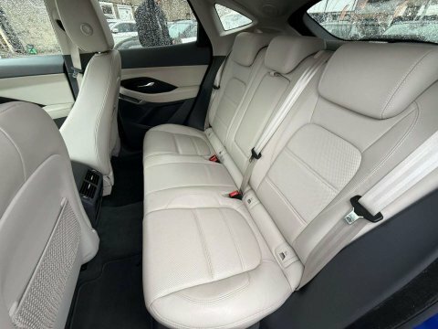 Jaguar E-Pace 2.0D R-dynamic 2Wd Black #14