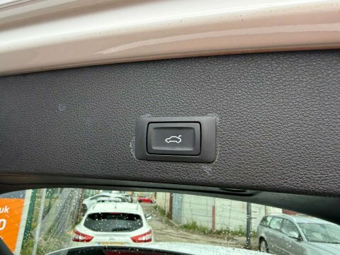 Audi Q2 Tdi Sport Blue #21