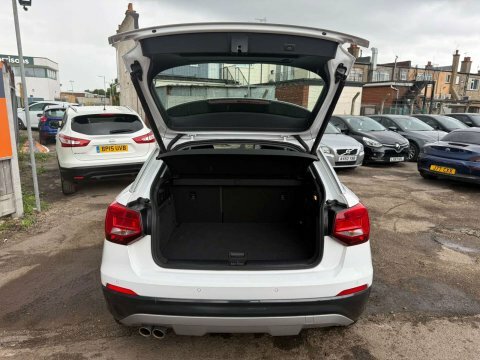 Audi Q2 Tdi Sport Blue #13