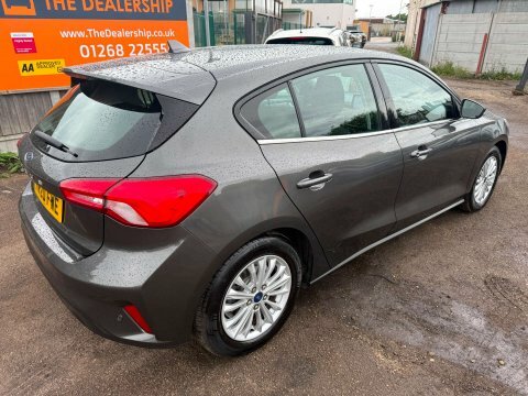 Ford Focus Active X Vignale 1.0125Ps Black #9