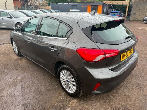 Ford Focus Active X Vignale 1.0125Ps Black #10