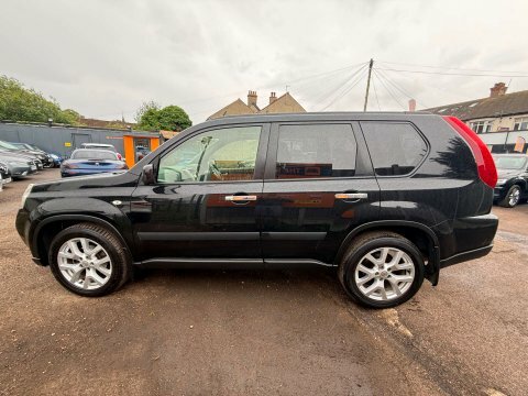 Nissan X-Trail Tekna Beige #54