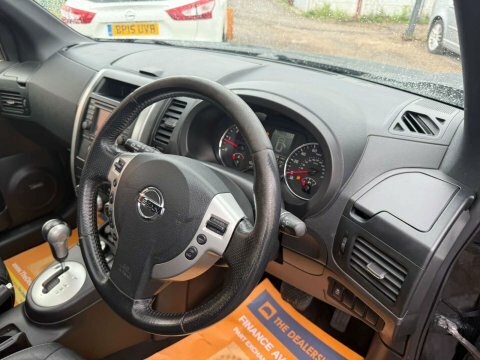 Nissan X-Trail Tekna Beige #28