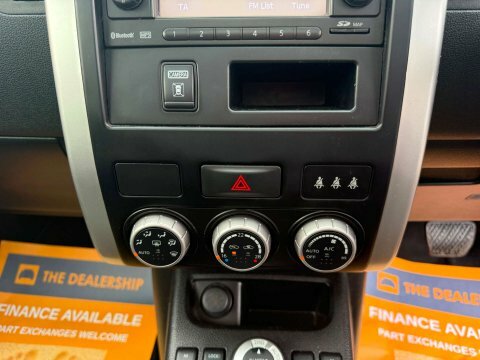 Nissan X-Trail Tekna Beige #79