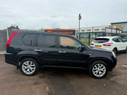 Nissan X-Trail Tekna Beige #31