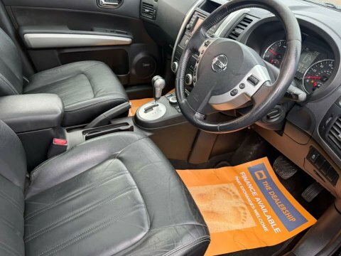 Nissan X-Trail Tekna Beige #29