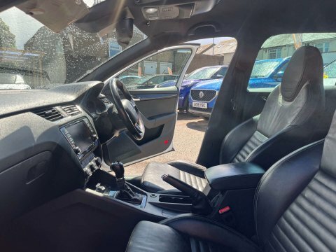 Skoda Octavia Vrs White #32