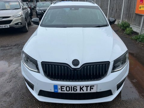 Skoda Octavia Vrs White #14