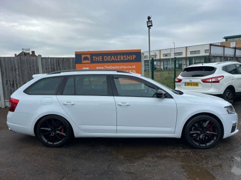 Skoda Octavia 2.0 Octavia Vrs White #5