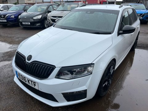 Skoda Octavia Vrs White #12