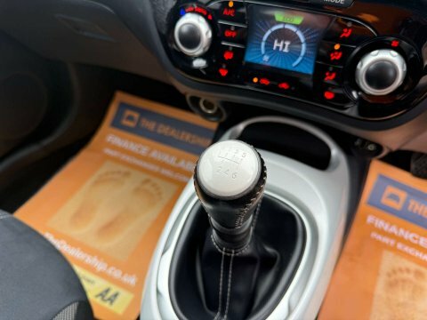 Nissan Juke Acenta Xtronic Red #32