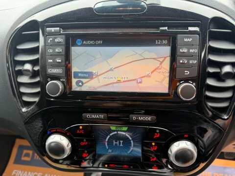 Nissan Juke Acenta Xtronic Red #29