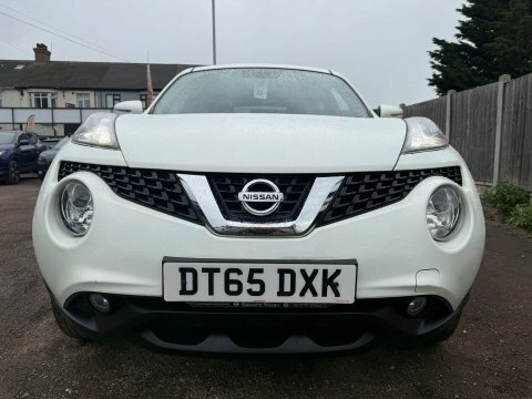 Nissan Juke Acenta Xtronic Red #3