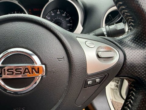 Nissan Juke Acenta Xtronic Red #31