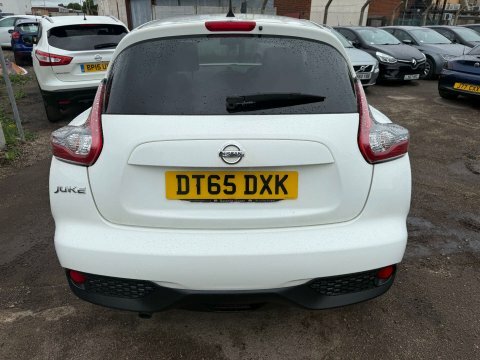 Nissan Juke Acenta Xtronic Red #8
