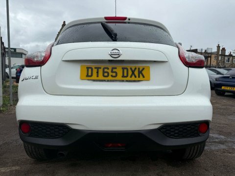 Nissan Juke Acenta Xtronic Red #9