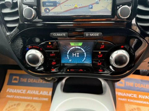 Nissan Juke Acenta Xtronic Red #33